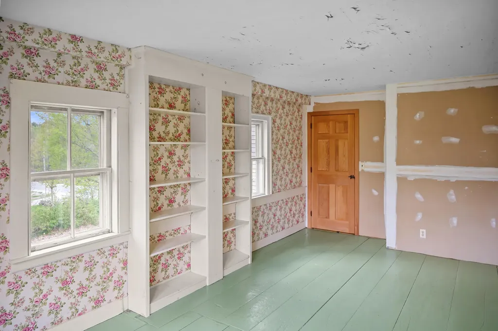 691 North Road Parsonsfield ME 04047