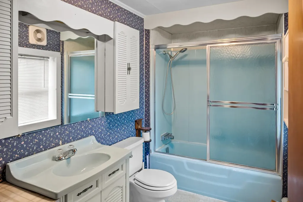 691 North Road Parsonsfield ME 04047