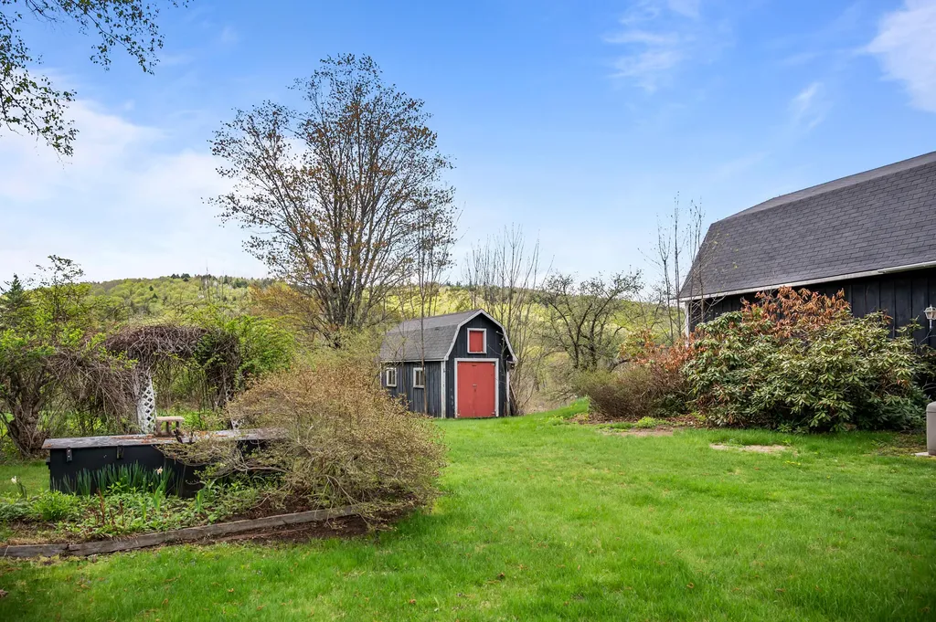 691 North Road Parsonsfield ME 04047