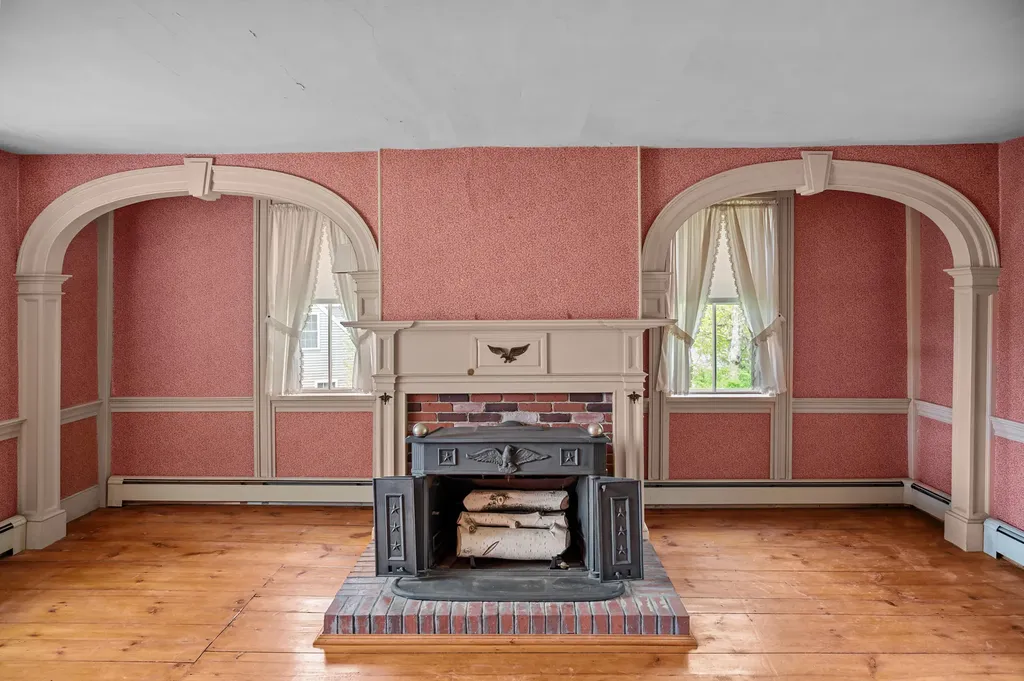 691 North Road Parsonsfield ME 04047