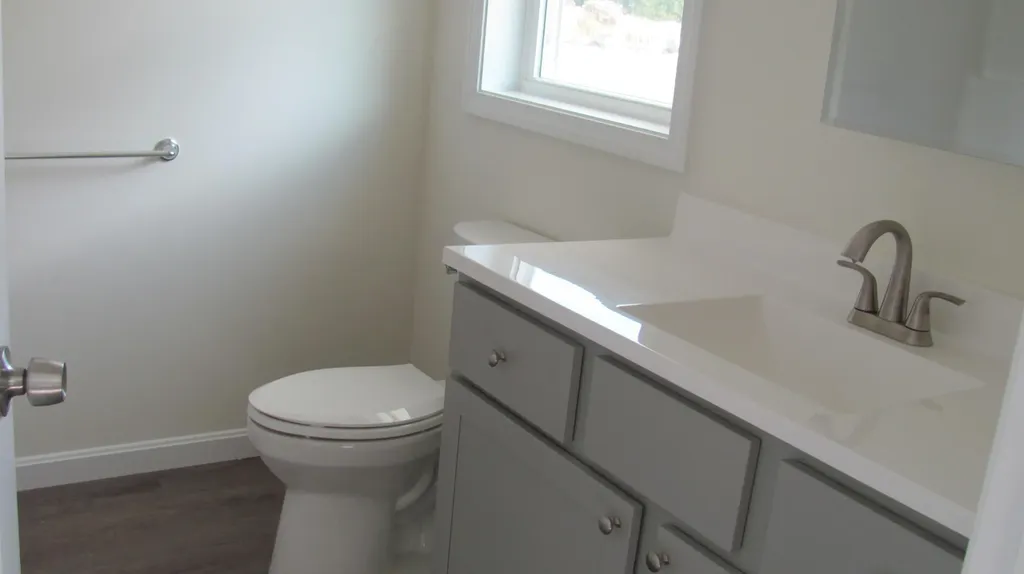 18 A Or B Thurlow Drive Oxford ME 04270