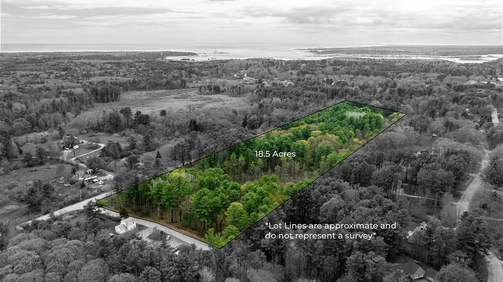 25 Bartlett Road Kittery ME 03905
