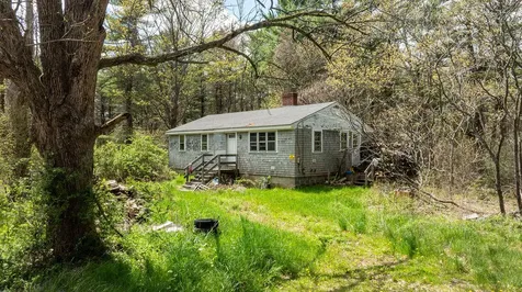 25 Bartlett Road Kittery ME 03905