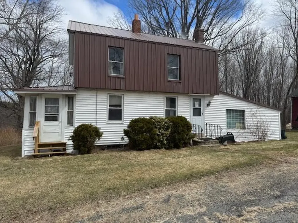 238 Old Brunswick Road Gardiner ME 04345