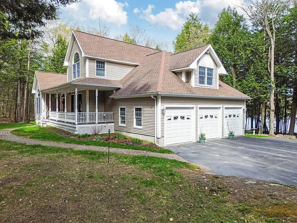 530 Point Drive Mount Vernon ME 04352