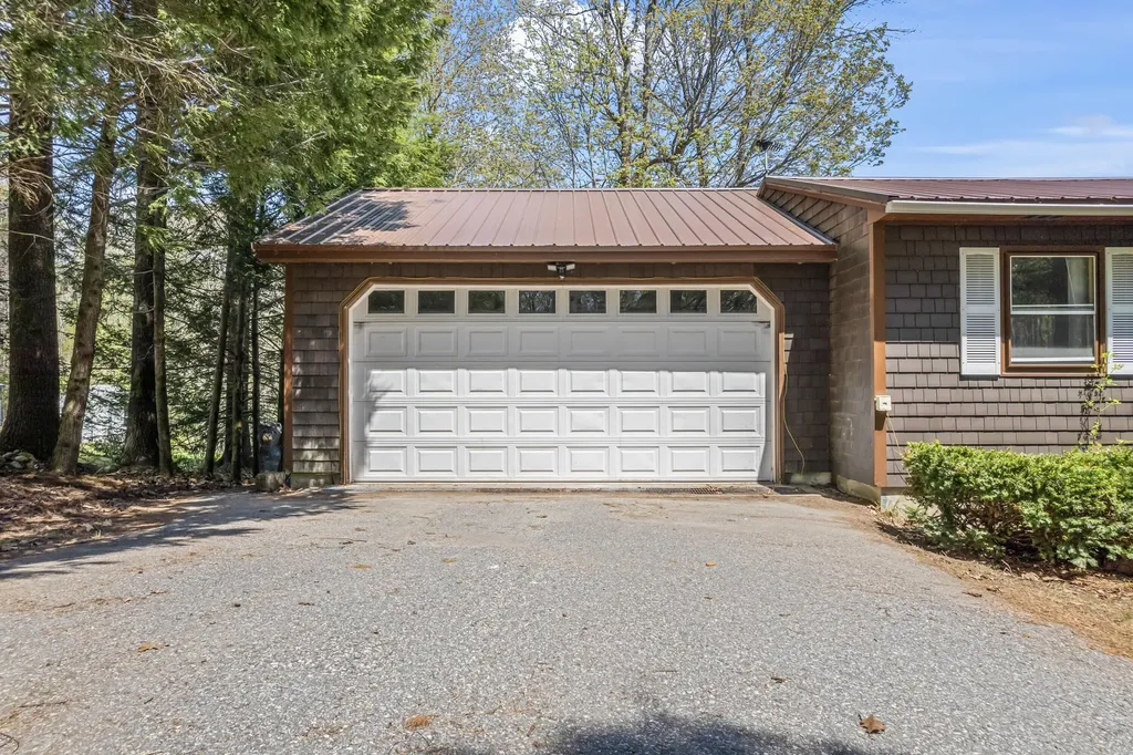 189 Beechnut Hill Road Wiscasset ME 04578