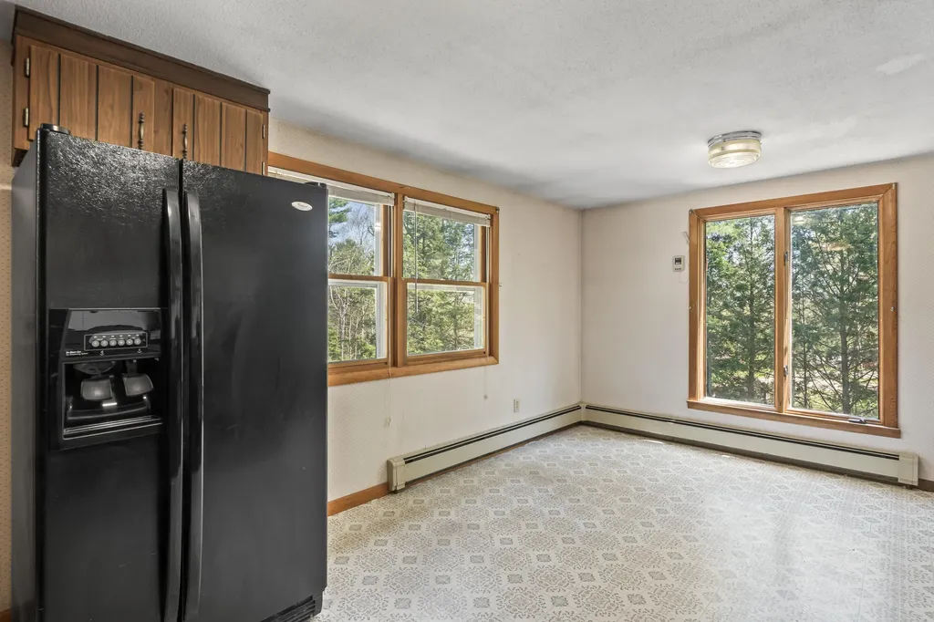 189 Beechnut Hill Road Wiscasset ME 04578
