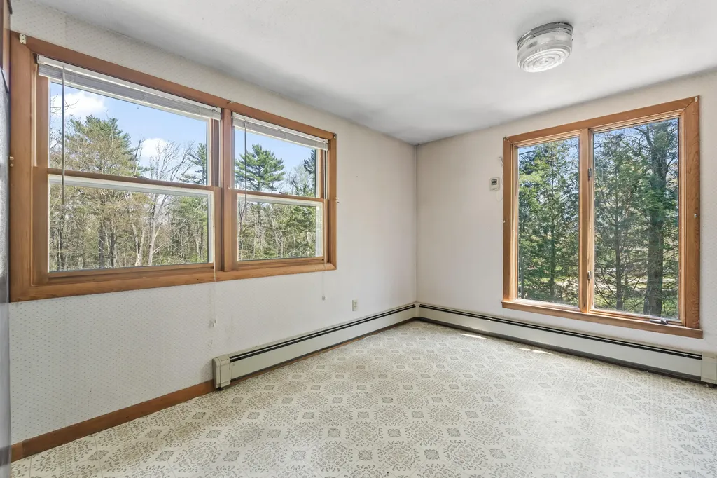 189 Beechnut Hill Road Wiscasset ME 04578
