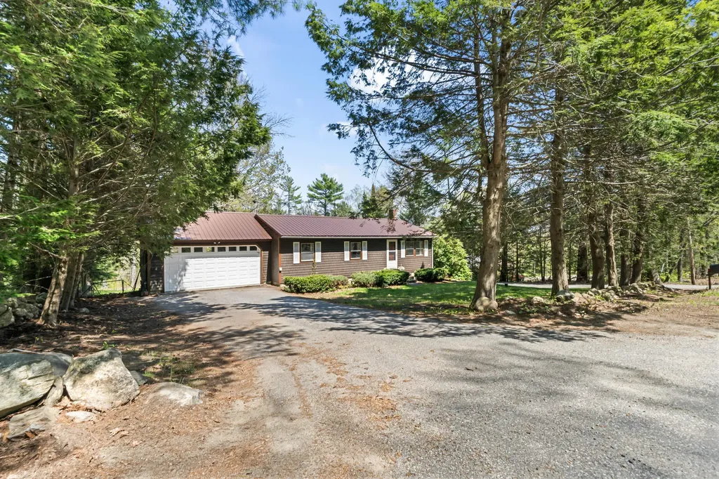 189 Beechnut Hill Road Wiscasset ME 04578