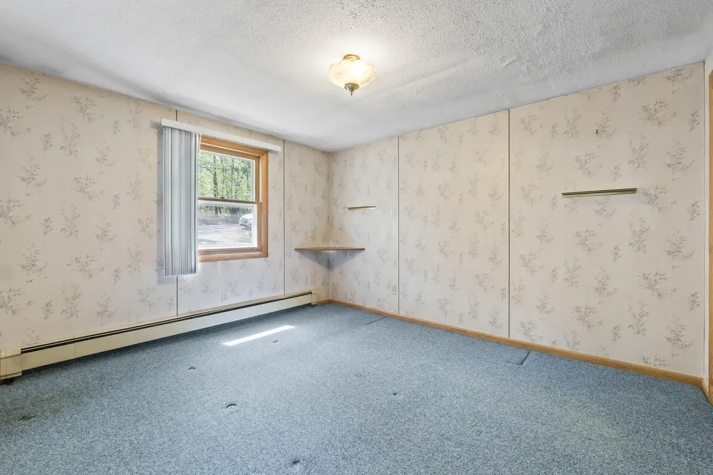 189 Beechnut Hill Road Wiscasset ME 04578