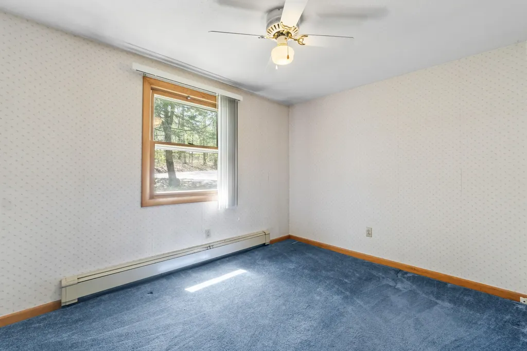 189 Beechnut Hill Road Wiscasset ME 04578