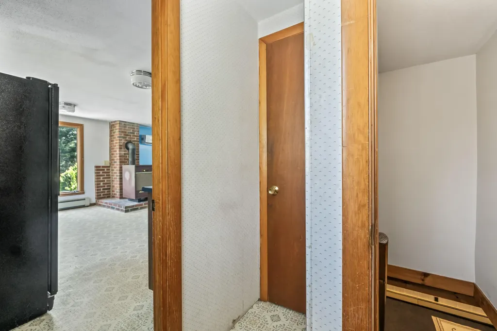 189 Beechnut Hill Road Wiscasset ME 04578