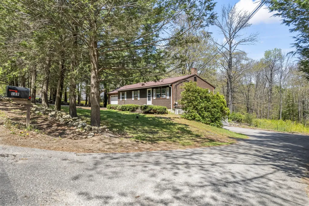 189 Beechnut Hill Road Wiscasset ME 04578