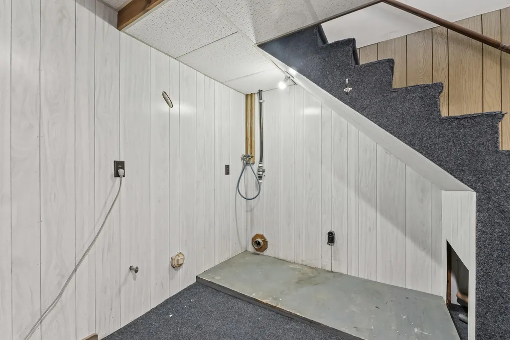 189 Beechnut Hill Road Wiscasset ME 04578