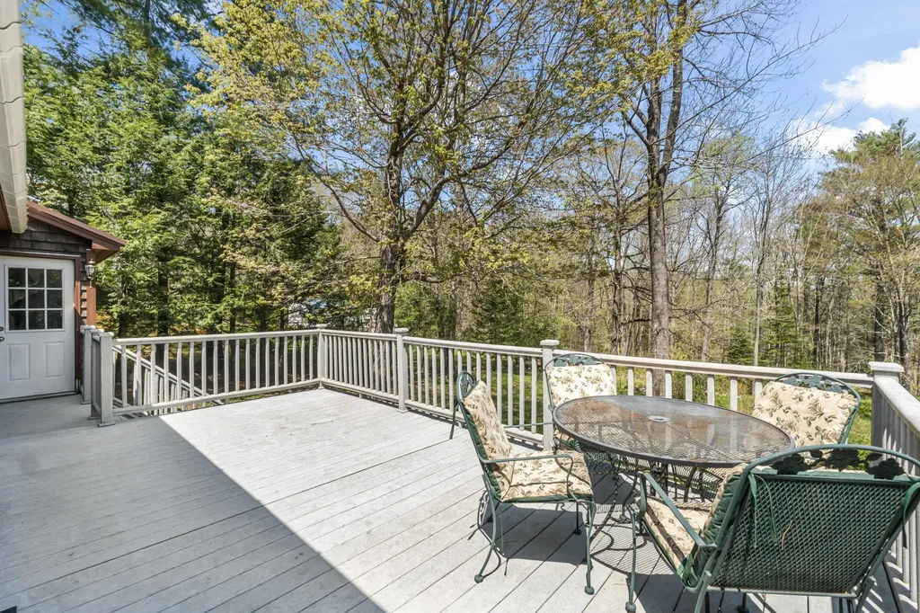 189 Beechnut Hill Road Wiscasset ME 04578