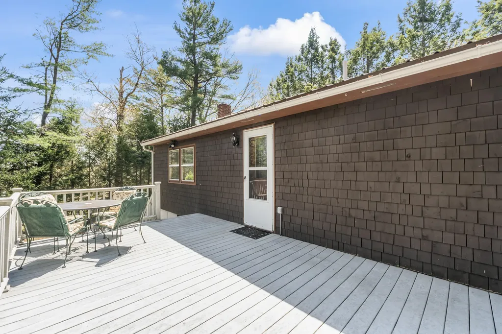 189 Beechnut Hill Road Wiscasset ME 04578