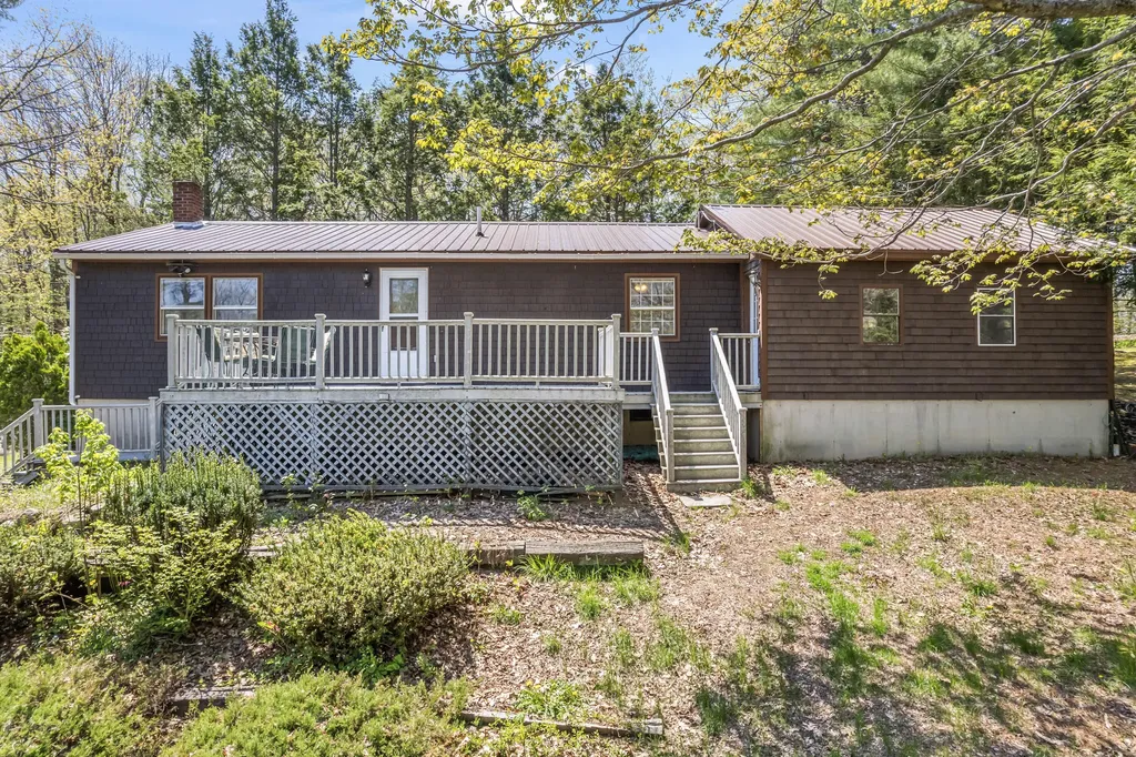 189 Beechnut Hill Road Wiscasset ME 04578