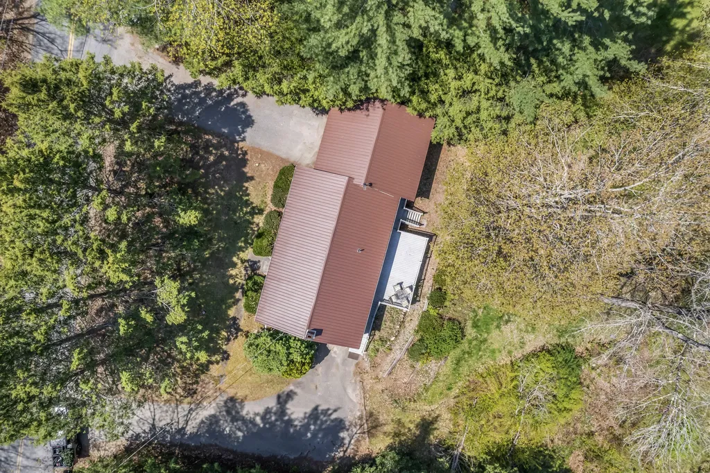 189 Beechnut Hill Road Wiscasset ME 04578