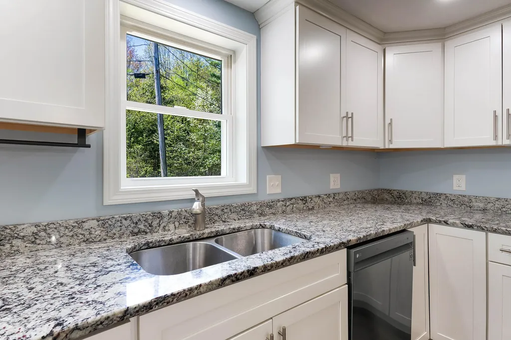 36 Rideout Lane Gardiner ME 04345