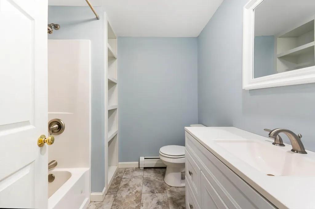 36 Rideout Lane Gardiner ME 04345