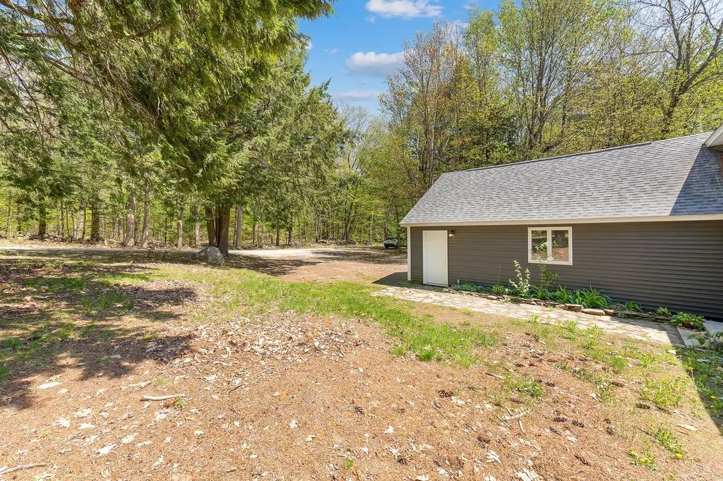 36 Rideout Lane Gardiner ME 04345