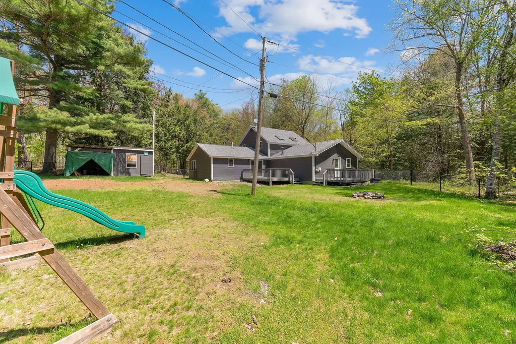 36 Rideout Lane Gardiner ME 04345