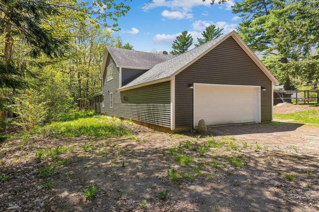 36 Rideout Lane Gardiner ME 04345