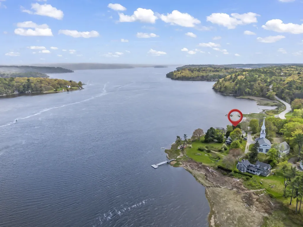 15 Church Lane Phippsburg ME 04562