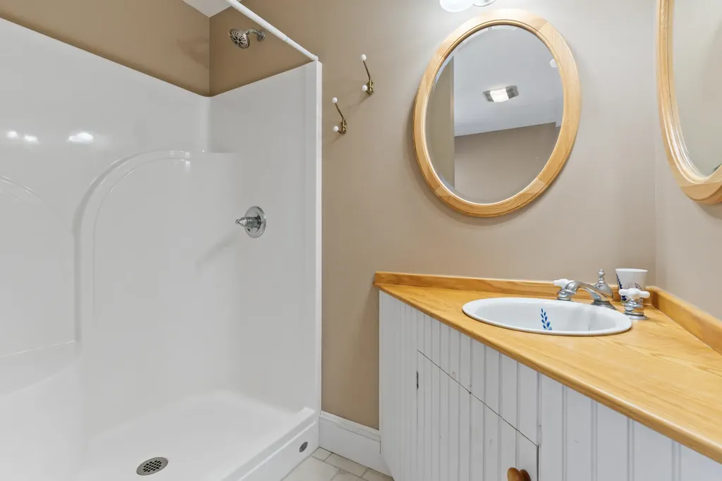 15 Church Lane Phippsburg ME 04562