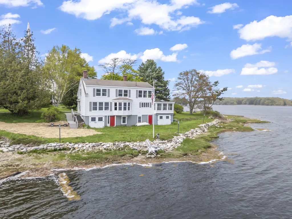 15 Church Lane Phippsburg ME 04562