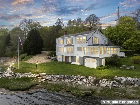15 Church Lane Phippsburg ME 04562