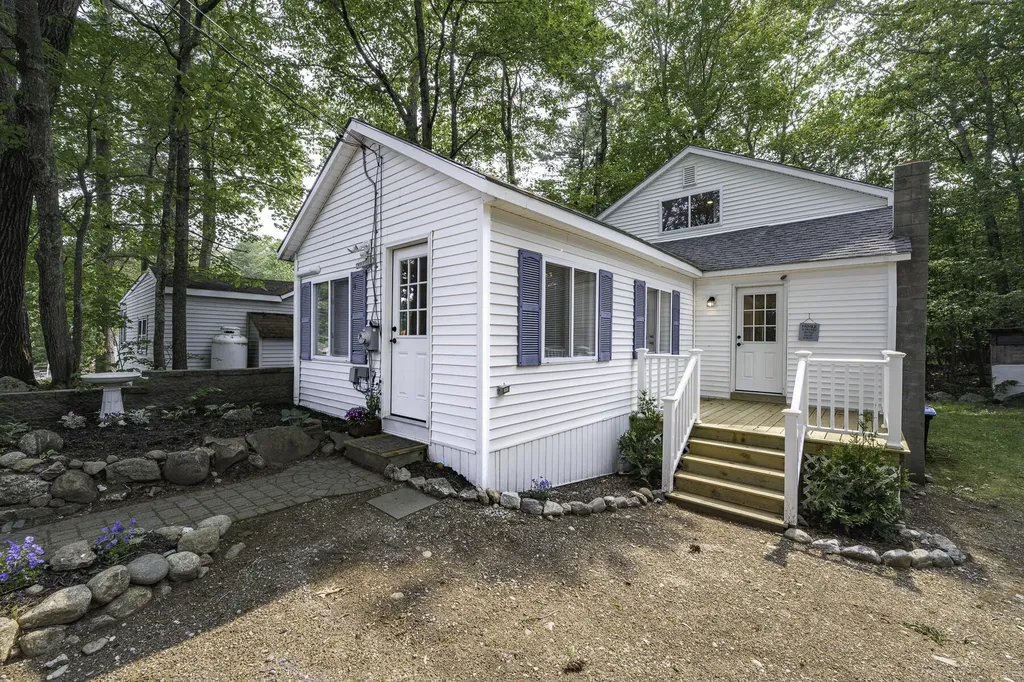 108 Haven Road Windham ME 04062