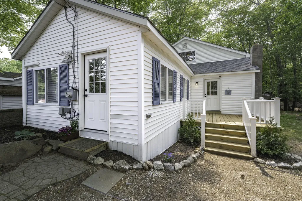 108 Haven Road Windham ME 04062
