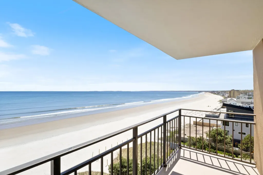 205 E Grand Avenue Old Orchard Beach ME 04064