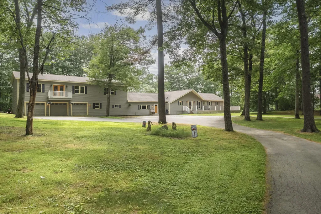 16 Gin Mill Lane Windham ME 04062