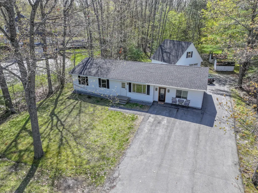 46 Silver Ridge Veazie ME 04401