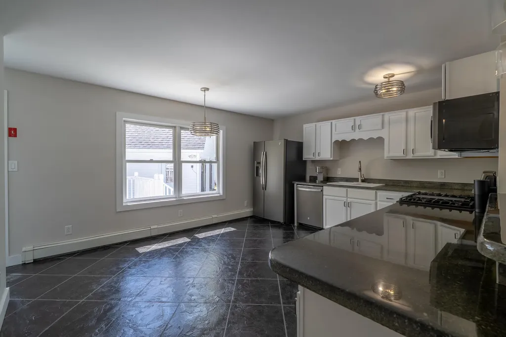 46 Silver Ridge Veazie ME 04401
