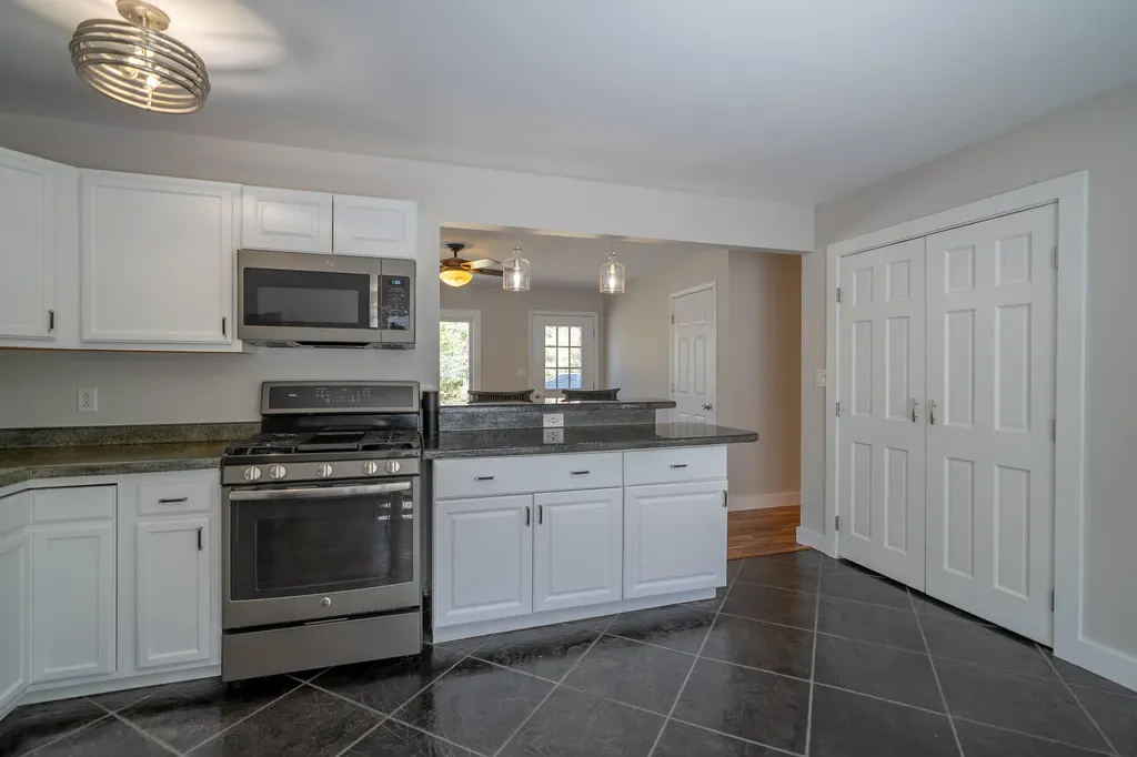 46 Silver Ridge Veazie ME 04401