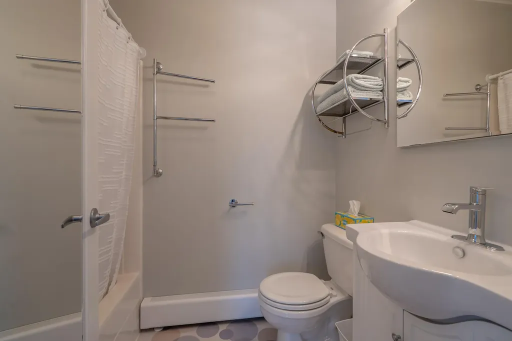 46 Silver Ridge Veazie ME 04401