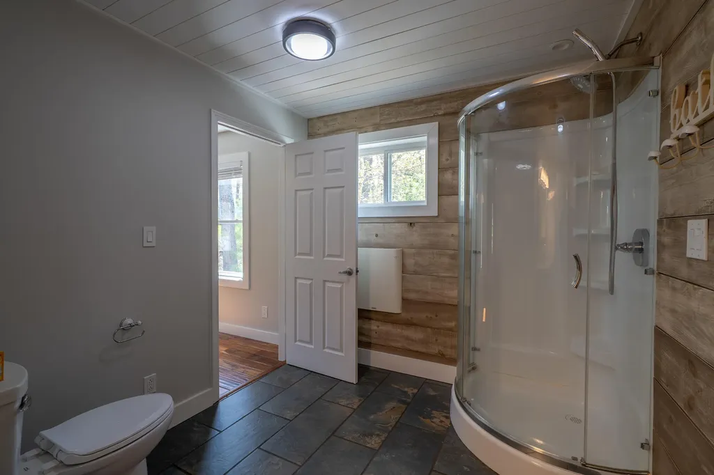46 Silver Ridge Veazie ME 04401