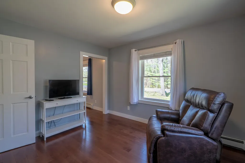 46 Silver Ridge Veazie ME 04401