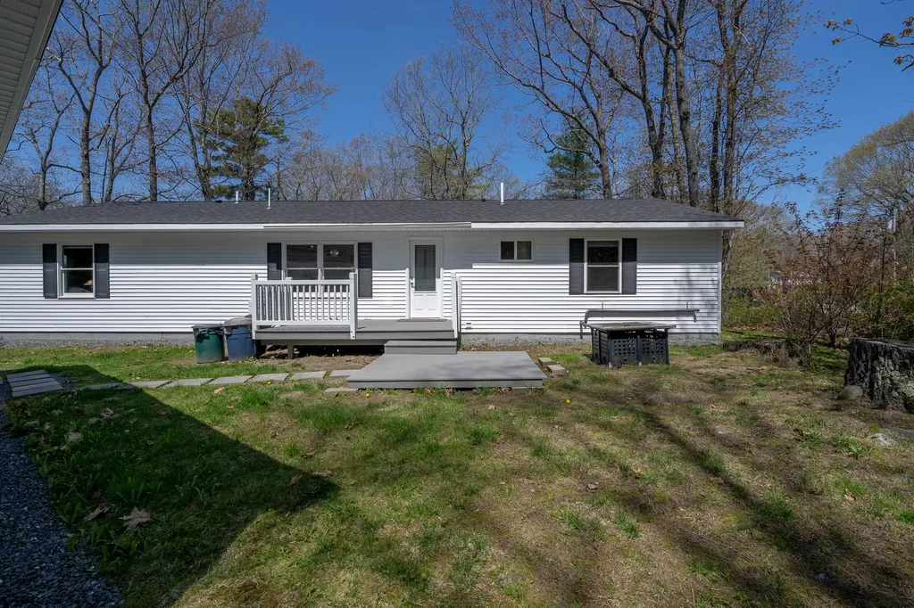 46 Silver Ridge Veazie ME 04401