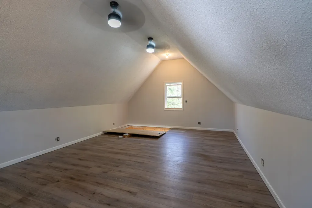 46 Silver Ridge Veazie ME 04401