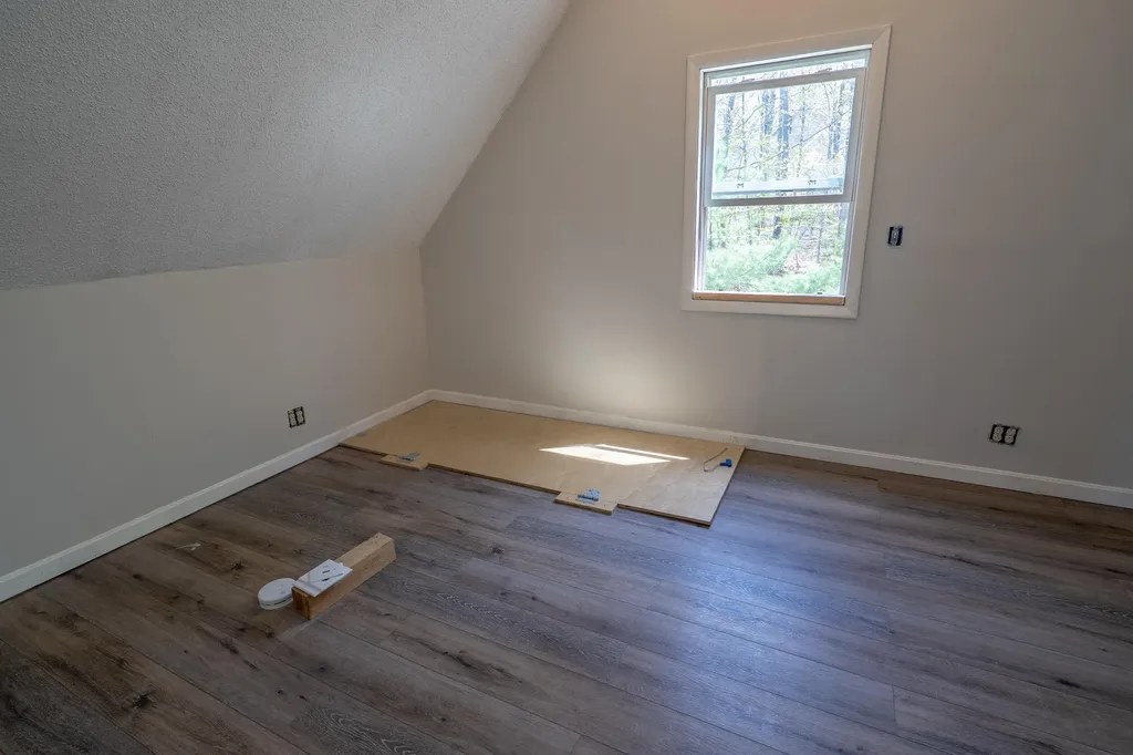 46 Silver Ridge Veazie ME 04401