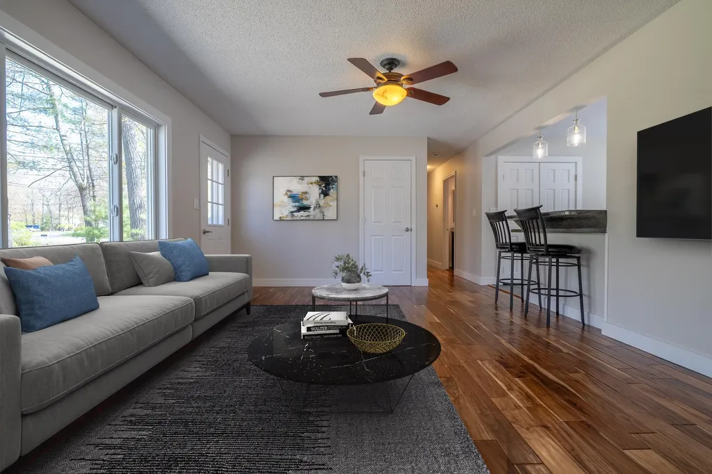 46 Silver Ridge Veazie ME 04401