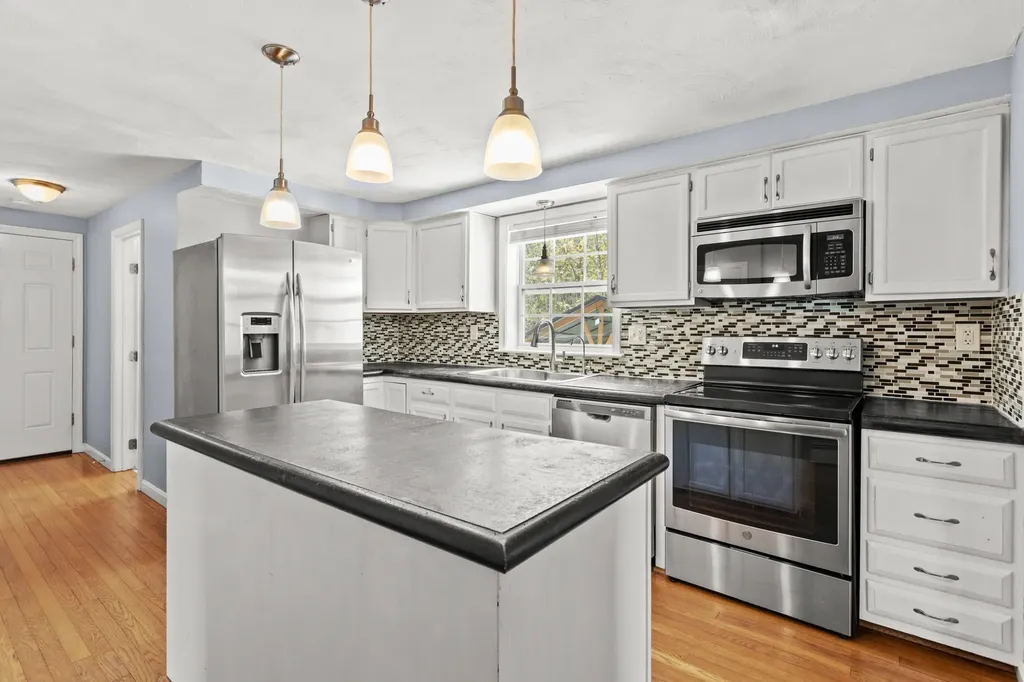 48 Beaver Dam Road South Berwick ME 03908