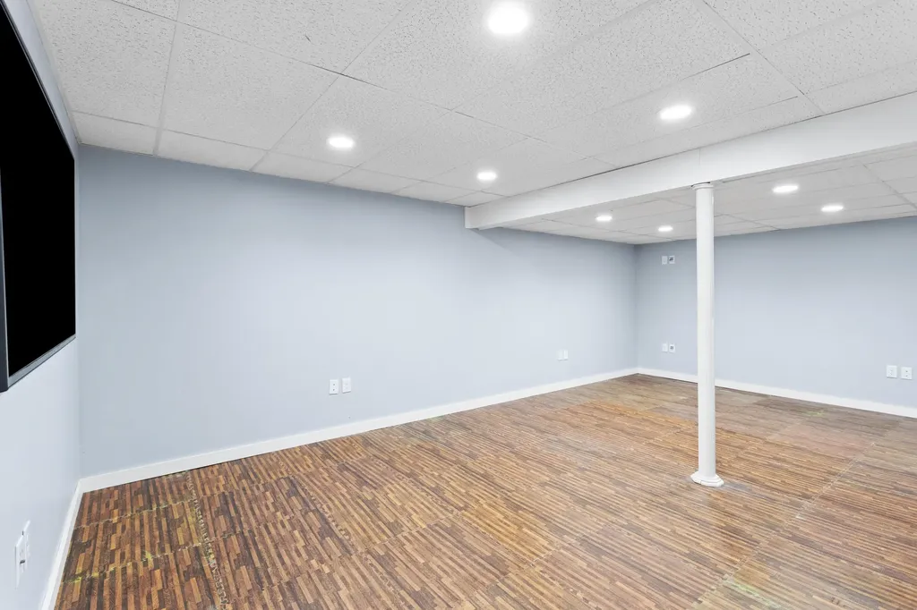 48 Beaver Dam Road South Berwick ME 03908