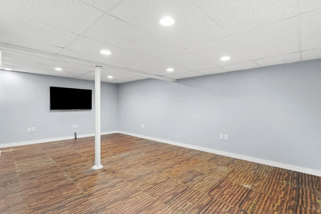 48 Beaver Dam Road South Berwick ME 03908