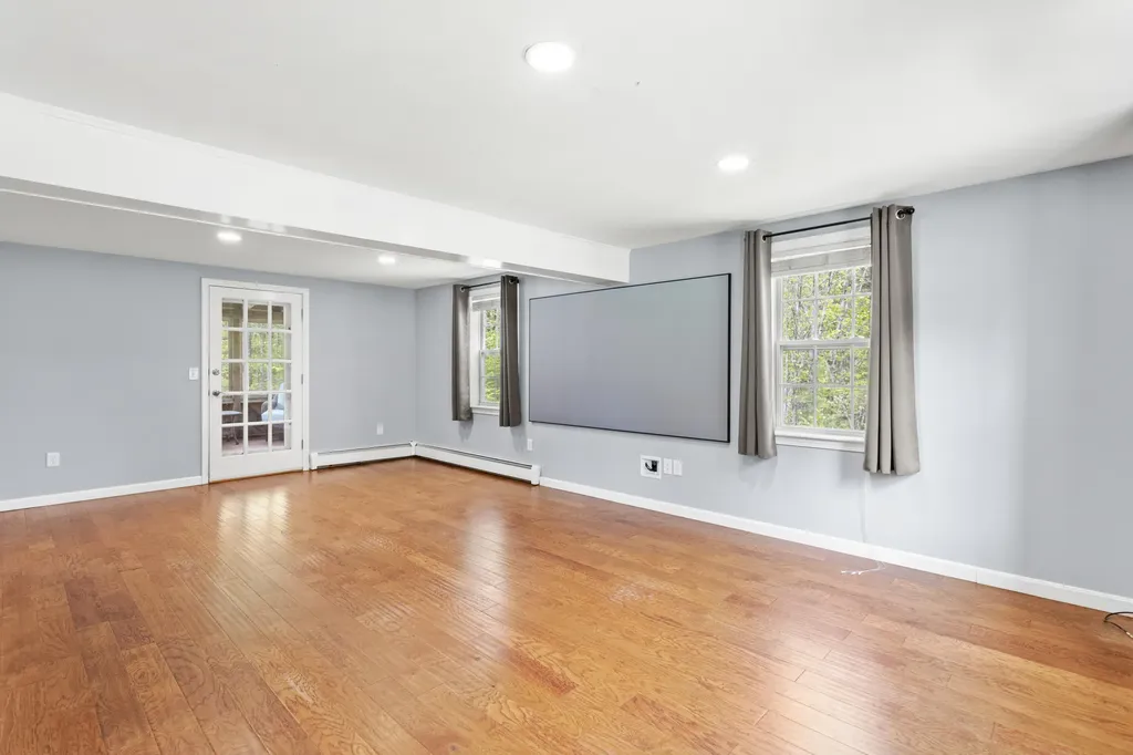 48 Beaver Dam Road South Berwick ME 03908