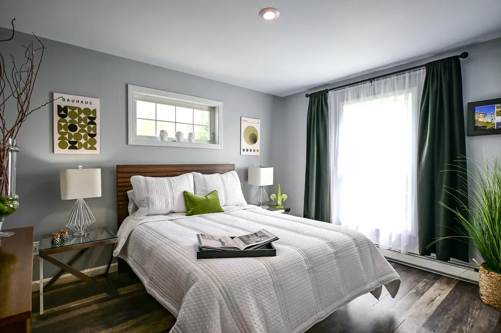 25 Ireland Drive Berwick ME 03901